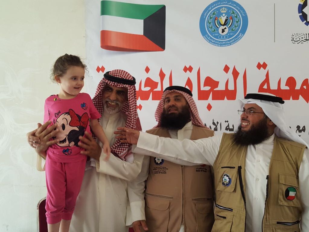 نبذل جهودا جبارة في تعليمهم وتثقيفهم